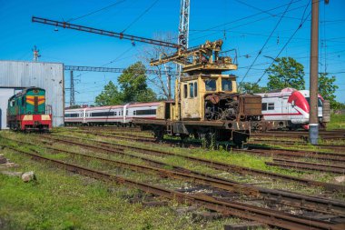 Terk edilmiş buhar demiryolu Crane, Poti, Gürcistan güç