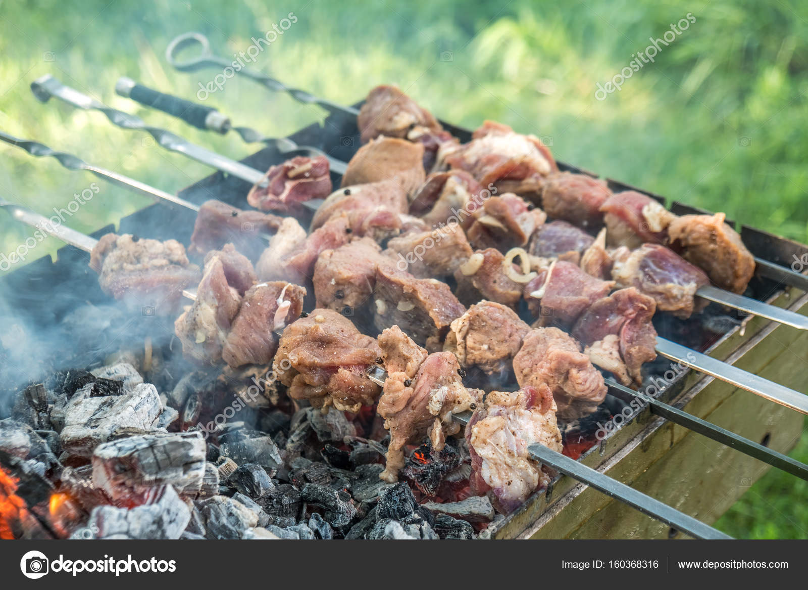 Шашлыки на природе. Два брата шашлык. Два брата шашлык. Шашлык узбекский. Братья гриль беларусь.