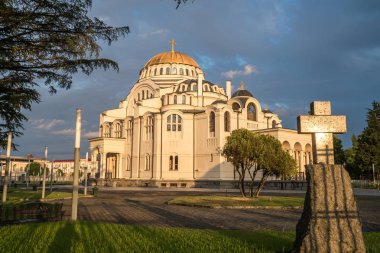 Poti şehri gündoğumu, Geor sabah katedral kilise