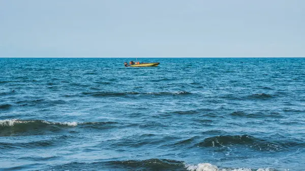 Sahil Güvenlik Karadeniz, Poti, Gürcistan üzerinde Motorlu tekne — Stok fotoğraf