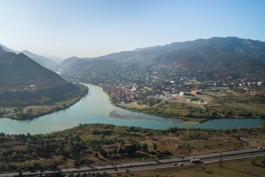 Mtsheta, Gürcistan, tarihi kent yalanlar Conf, üstten görünüm