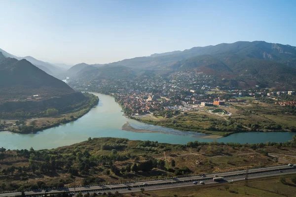 Mtsheta, Gürcistan, tarihi kent yalanlar Conf, üstten görünüm