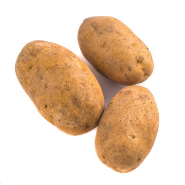 Beyaz arka plan üzerinde izole patates yakın çekim