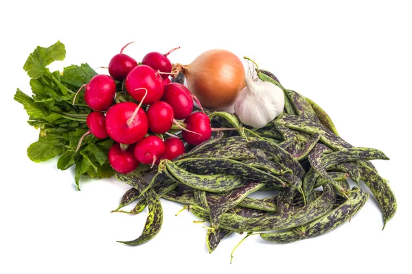 신선한 Borlotti 콩, 무, ather 흰색 뒷면에 야채 — 스톡 사진