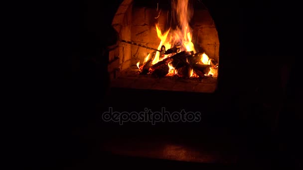 Fire Burns Fireplace Fire Keep Warm — Stock Video