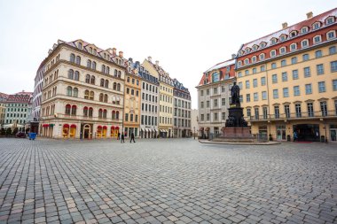Neumarkt Meydanı Dresden, Saksonya, ORME'renkli binalar