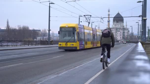 2018 ドレスデン ドイツ ドレスデン ドイツの電気路面電車 — ストック動画
