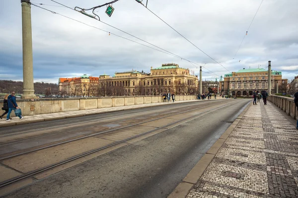 24.01.2018 Prag, Tschechische Republik - rudolfinum building on jan p — Stockfoto