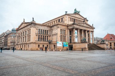 25.01.2018 Berlin, Almanya - Gendarmenmarkt bir konser salonunda 