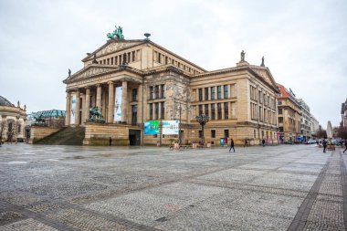 25.01.2018 Berlin, Almanya - Gendarmenmarkt bir konser salonunda 