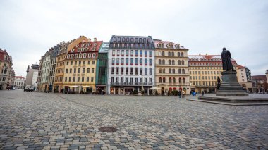 Neumarkt Meydanı Dresden, Saksonya, ORME'renkli binalar