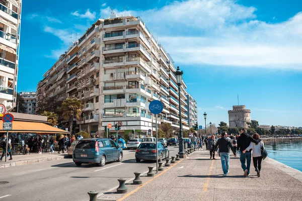 10.03.2018 Salónica, Grecia - Recorrido a pie por el puerto de Th — Foto de Stock