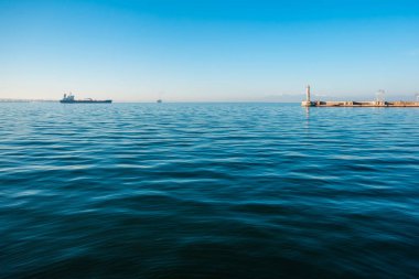 Thessaloniki, Yunanistan Körfez gemilerle. Güneşli gün