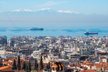 Selanik, Yunanistan, güneşli gökyüzü Körfezi'nde gemi