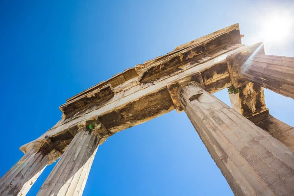 Gate of Athena Archegetis below the Acropolis of Athens, Greece — Stock Photo, Image