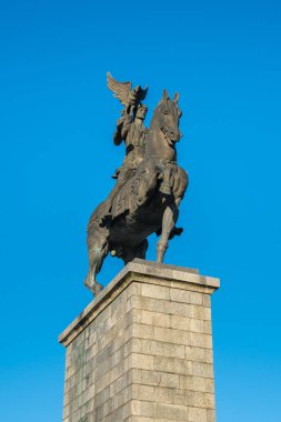 Poti, Gürcistan'daki Tsotne Dadiani heykeli
