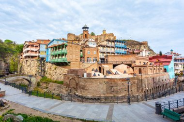 Eski kükürt banyoları ile ahşap Abanotubani bölgesinde balc oyulmuş