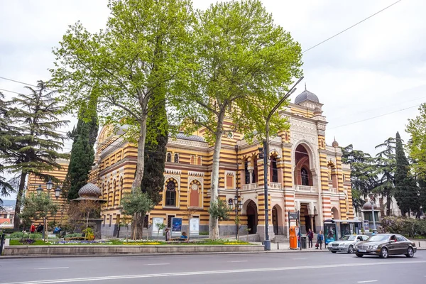 13.04.2018 - Teatro Nacional de Ópera y Ballet de Georgia — Foto de Stock