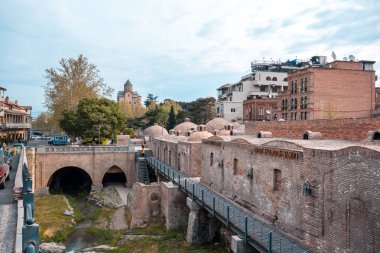 13.04.2018 - kükürt banyoları, eski Abanotubani bölgesinde