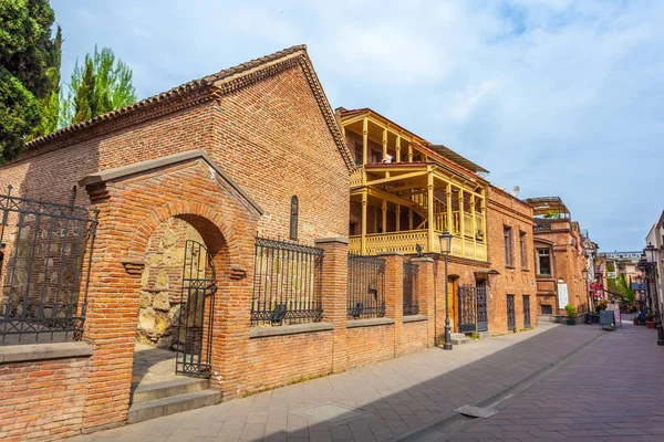 13.04.2018 Tbilissi, Géorgie - architecture du vieux Tbilissi, Exter — Photo
