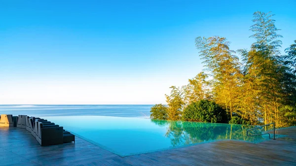 Infinity Edge Swimming Pool Water, Beautiful Black Sea View. — Stock Photo, Image