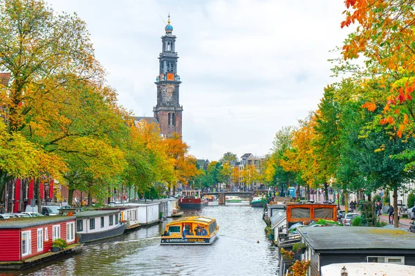 Amsterdam, Netherlands - 15.10.2019: cityscape of Amsterdam in c — Stock Photo, Image