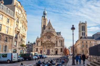 Paris, Fransa - 18.01.2019: Saint Etienne du Mont Kilisesi, Paris.