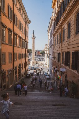 Roma, İtalya - 27.10.2019: Roma Forumunda Trajan 'ın Sütunu.