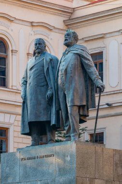 Tiflis, Gürcistan - 08.12.2019: Akaki Tsereteli ve Ilia Anıtı