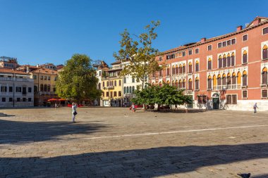 Venedik, İtalya - 15.08.2018: Renkli cephelerin güzel manzarası