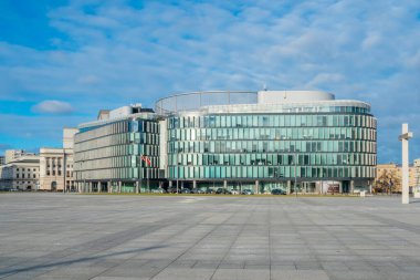 Varşova, Polonya - 03.01.2019: Metropolitan ofis binası