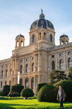 Viyana, Avusturya - 25.10.2019: Doğal Tarih Müzesi veya Natu