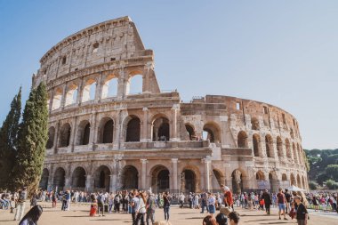 Roma, İtalya - 27.10.2019: Roma Kolezyumu, İtalya. Antik Roma