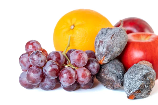 Grape, apple, orange and dry persimmon isolated on white background. — Stock Photo, Image