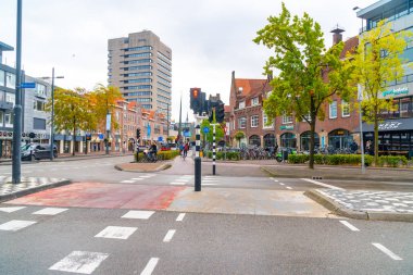 Eindhoven, Hollanda - 11.10.2019: şehir merkezinin mimarisi ve binaları.
