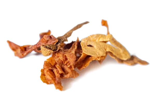 Dried smoking tobacco Isolated on a white background. — Stock Photo, Image