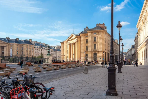 Paris, Fransa - 18.01.2019: Paris 'teki Pantheon-Sorbonne Üniversitesi. — Stok fotoğraf