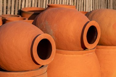 Gürcü geleneksel testi kvevri şarap açık
