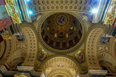 Budapeşte, Macaristan 11 Kasım 2018 - St. Stephens Bazilikası İçişleri