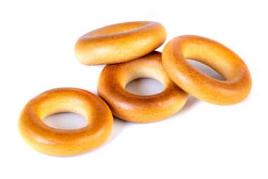 Küçük kuru simit, beyaz arka planda küçük rulo.