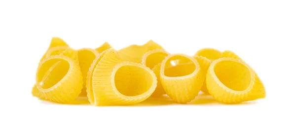 Groep van macaroni pasta op witte achtergrond — Stockfoto