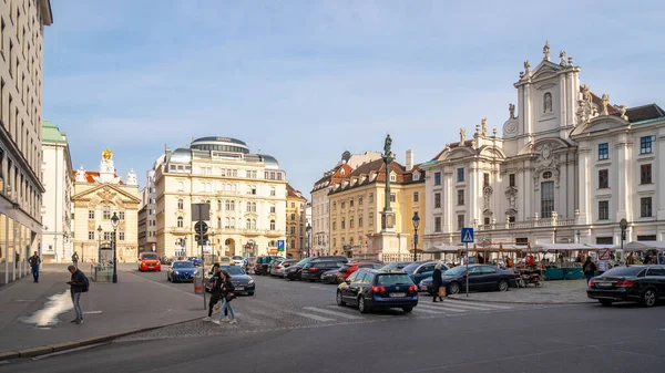 Wien, Österreich 25. november 2019 - gebäude in der touristenstadt wien. — Stockfoto