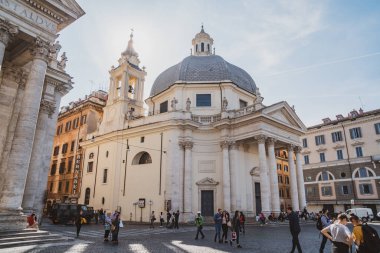 Roma, İtalya 28 Ekim 2019 - Santa Maria ve Santa Maria dei Miracoli.