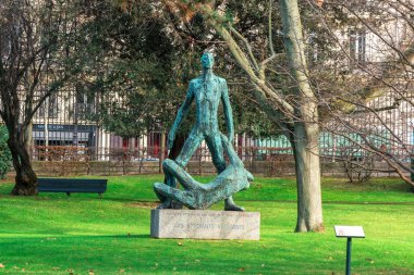 Paris, Fransa - 17 Ocak 2019 Lüksemburg bahçesi, Paris, kış zamanı.