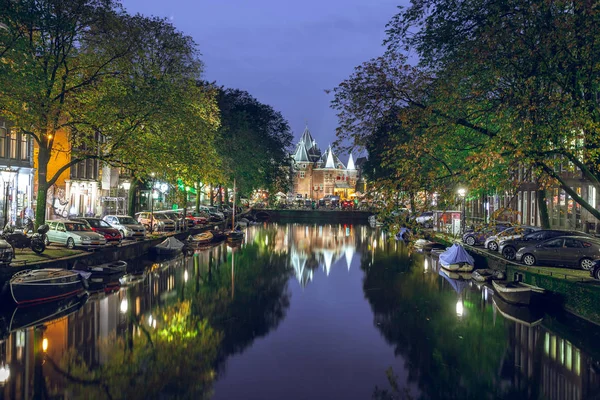 Amsterdam Paesi Bassi Ottobre 2019 Paesaggio Famoso Amsterdam Con Edificio — Foto Stock