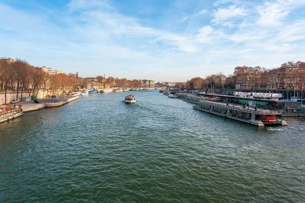 Paris France January 2019 View Senna River Bridge Ship Travel — Stok fotoğraf