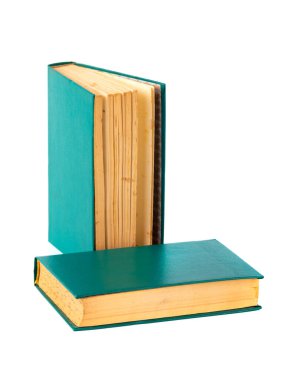 Beyaz bir arka plan üzerinde izole iki eski kitaplar