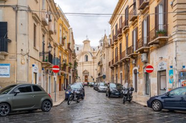 Bari, İtalya - 06 Kasım 2019: Eski kasaba Bari, Puglia - Apulia, Güney İtalya 'ya Seyahat