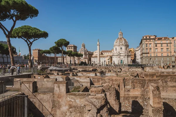 Roma Ottobre 2019 Foro Traiano Con Colonna Traiano Basilica Ulpia — Foto Stock