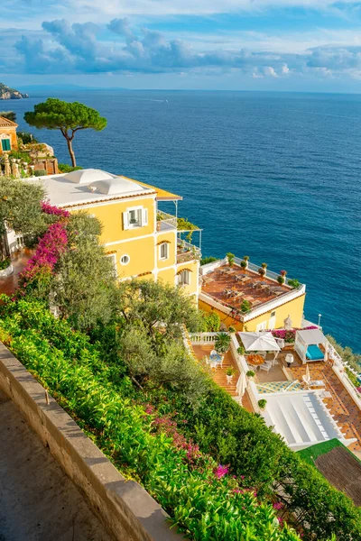 Positano Sahilinin Güzel Manzarası Amalfi Sahili Akdeniz Talya Seyahat — Stok fotoğraf